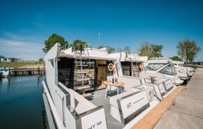 Hausboot Relax Sagard